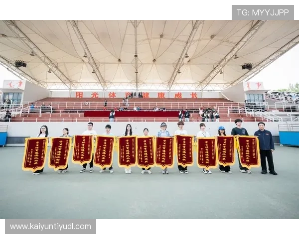 访问开运体育官方官网获取最新体育新闻、赛事安排和运动健康知识全面掌握运动趋势 访问开运体育官方官网获取最新体育新闻、赛事安排和运动健康知识全面掌握运动趋势